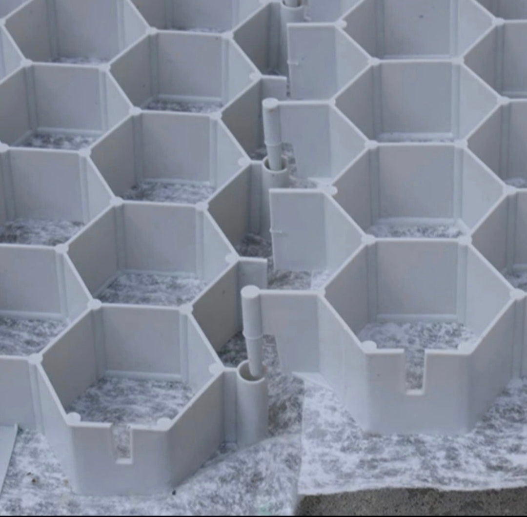 80 x Kiesgitter mit Geotextil / 80 x 120 cm x 3.9 cm - grau